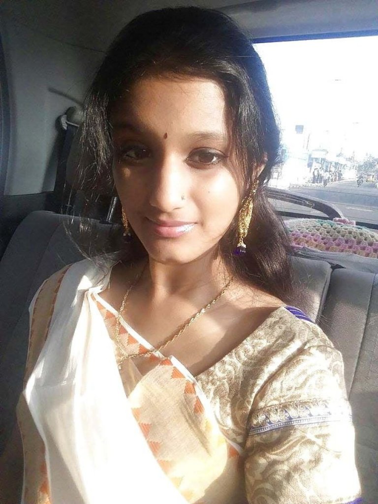 Hot Saree Girl Nude Self Made Pics Best Porn Pics